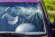 如何打開小車前蓋？打開小車前蓋有哪些步驟和注意事項？