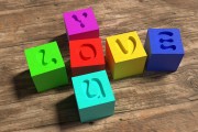 改寫為免費(fèi)游戲？這是一個(gè)讓許多人爭論不休的話題。為什么我們不能將所有類型的游戲都轉(zhuǎn)變?yōu)槊赓M(fèi)游戲呢？盡管許多偉大的游戲仍然需要付費(fèi)購買，但越來越多的玩家開始接受免費(fèi)游戲的可能性。，免費(fèi)游戲是否真正有益于游戲產(chǎn)業(yè)?