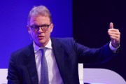 德意志銀行CEO：可能在下次重組中關(guān)閉部分業(yè)務(wù)部門(mén)