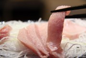 懷孕期間夢見魚，寓意與解讀，懷孕期間夢見魚的寓意與解讀