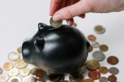 如何理解黃金戒指的價值構(gòu)成？這種構(gòu)成如何影響消費(fèi)者的購買決策？