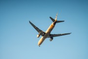 飛翔之夢——我乘飛機的夢境之旅，飛翔之夢，我乘飛機的云端之旅