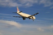 關(guān)注！C919飛機(jī)今晚交付！中航系應(yīng)聲大漲，國防軍工ETF（512810）逆市漲1.18%終結(jié)8連陰！