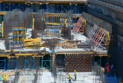 因勞動爭議，王增華起訴?？谑泄I(yè)建設(shè)開發(fā)總公司等