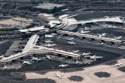 航空股集體反彈 中國(guó)國(guó)航、南方航空雙雙漲近6%
