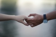 夢(mèng)到朋友死亡的心理解析與應(yīng)對(duì)策略，夢(mèng)到朋友死亡的心理解析與應(yīng)對(duì)策略