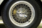電動三輪車的啟動方法和操作技巧有哪些？啟動電動三輪車時需要注意哪些安全事項？