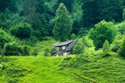 每經(jīng)專訪國家氣候中心副主任肖潺：全球變暖推動(dòng)避暑、康養(yǎng)等旅游新業(yè)態(tài)發(fā)展