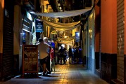 在享受美食的同時(shí)，開啟一段趣味餐廳經(jīng)營的奇妙旅程，趣味餐館經(jīng)營大挑戰(zhàn)，探索美食世界的創(chuàng)新與冒險(xiǎn)！揭秘如何經(jīng)營一家成功的餐廳