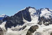 夢(mèng)到白雪滿地的寓意與解讀，夢(mèng)到白雪滿地的寓意與解讀