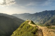 夢中的大石頭，一場深邃的夢境之旅，夢境之旅，夢中的大石頭與深邃的探索
