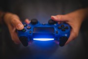 PS4有沒有免費(fèi)游戲？，PS4是否真的沒有免費(fèi)游戲?