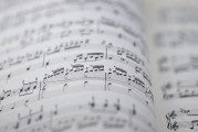 夢(mèng)中的鈴鐺聲，一曲心靈的交響，夢(mèng)中的鈴鐺聲，心靈的交響曲