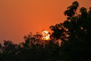 夢(mèng)中邂逅——與認(rèn)識(shí)的人相遇，夢(mèng)中邂逅，與舊識(shí)的意外重逢