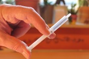 冒充醫(yī)院專家會受到哪些法律處罰？冒充專家對醫(yī)療行業(yè)有哪些負(fù)面影響？