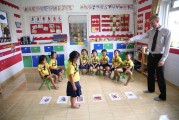 幼兒益智小游戲，讓學(xué)習(xí)無處不在，小助手，寶寶成長路上的益智游戲大集合