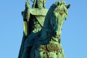 國(guó)王的游戲小說免費(fèi)閱讀: 一部揭開神秘城堡的冒險(xiǎn)記，公主與騎士，揭秘神秘城堡之旅