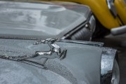 如何正確使用汽車(chē)杯架？這種設(shè)計(jì)有哪些實(shí)用功能？