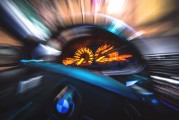 單機飛車游戲下載免費，帶你體驗極致速度和刺激，一款超刺激的單機飛車游戲下載，讓你暢享駕駛樂趣！
