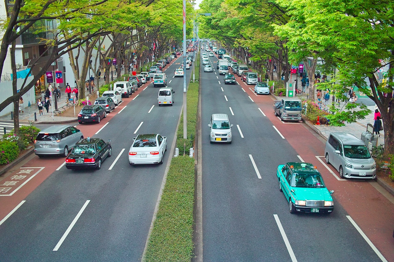 比亞迪大消息：首個(gè)海外乘用車(chē)工廠(chǎng)峻工！第800萬(wàn)輛新能源車(chē)下線(xiàn)！