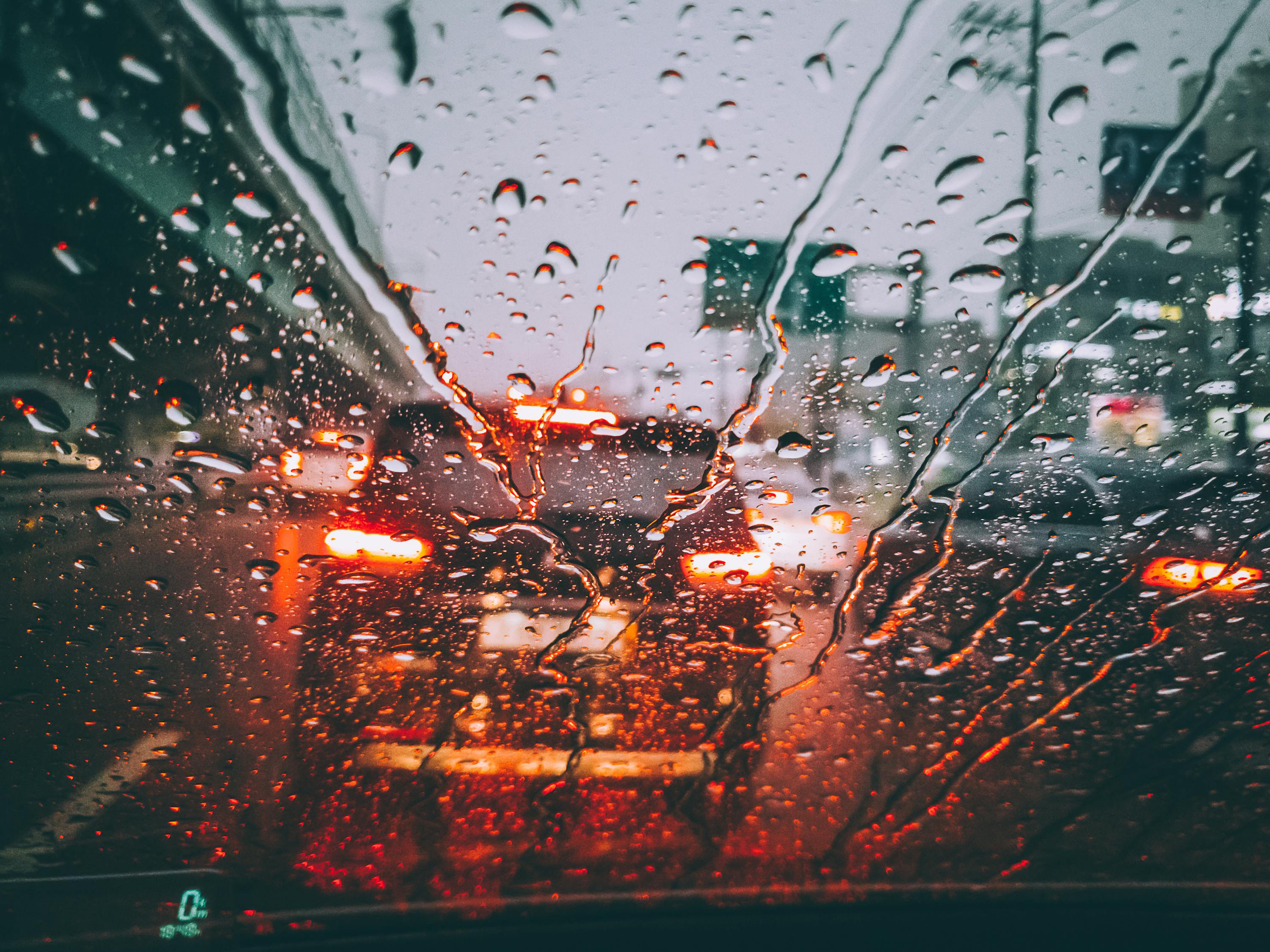 夢境中的雨滴，一場夢中雨的遐想