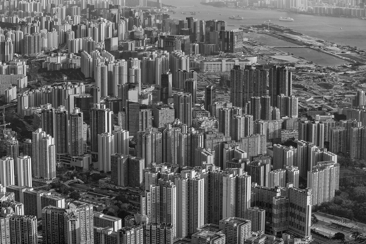 格力地產(chǎn)：退出房地產(chǎn)開(kāi)發(fā)，收購(gòu)珠海免稅集團(tuán)