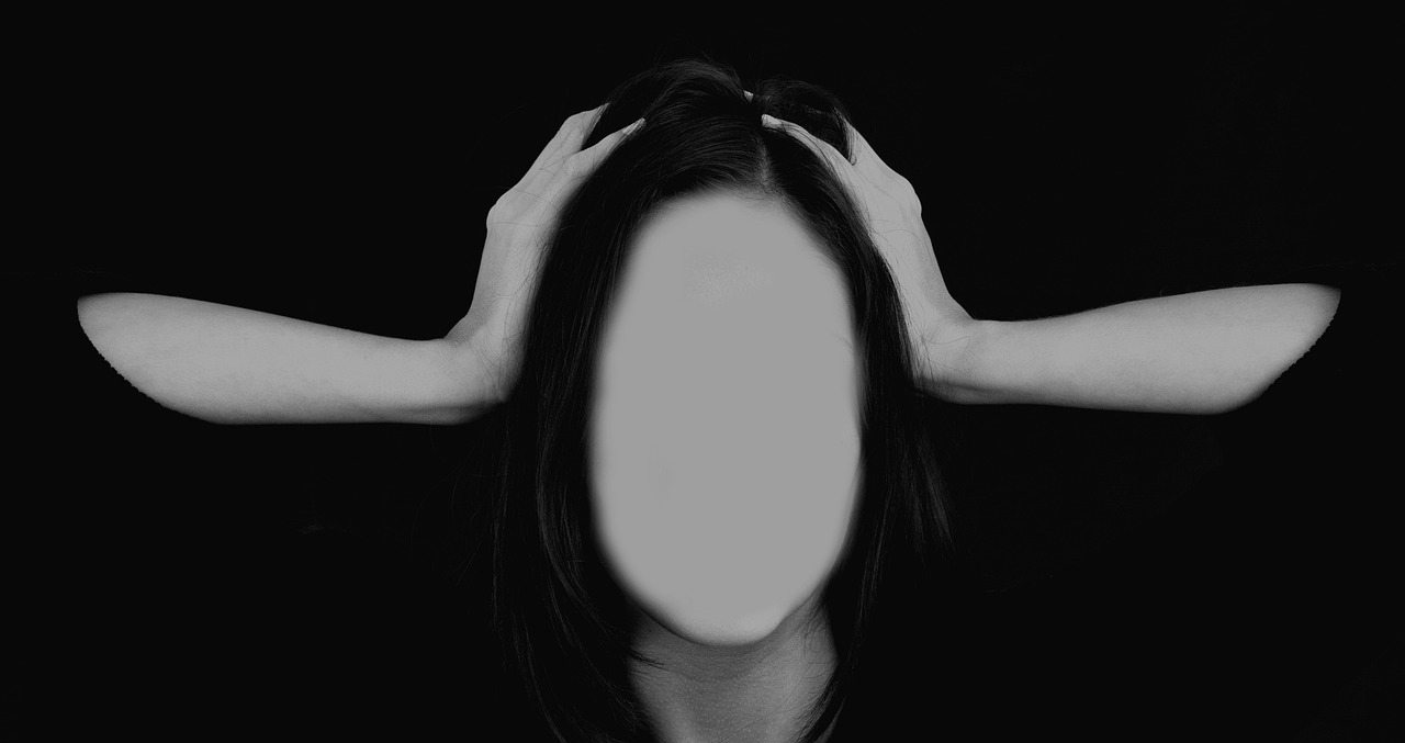 夢中驚魂，夢到老公不要我，如何面對內(nèi)心的恐懼與不安？