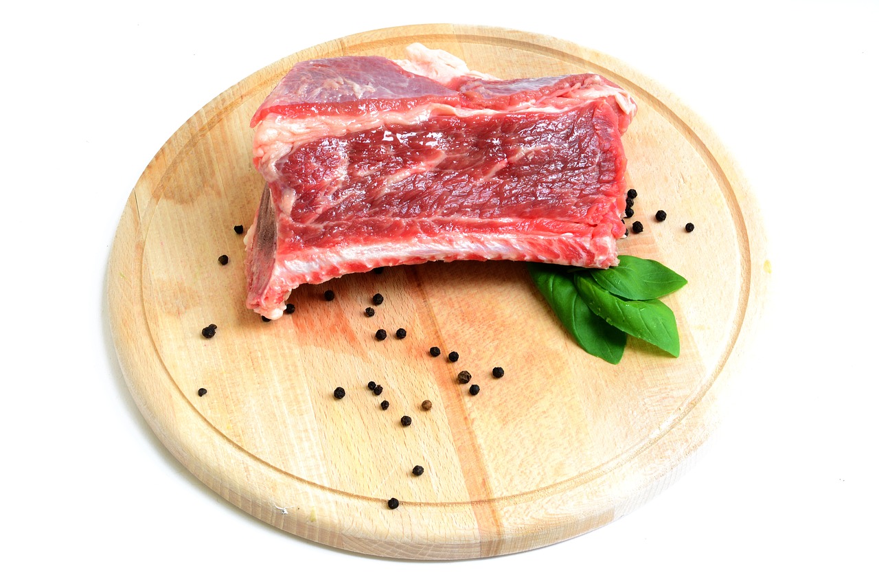夢(mèng)到切豬肉，解析夢(mèng)境中的深層含義