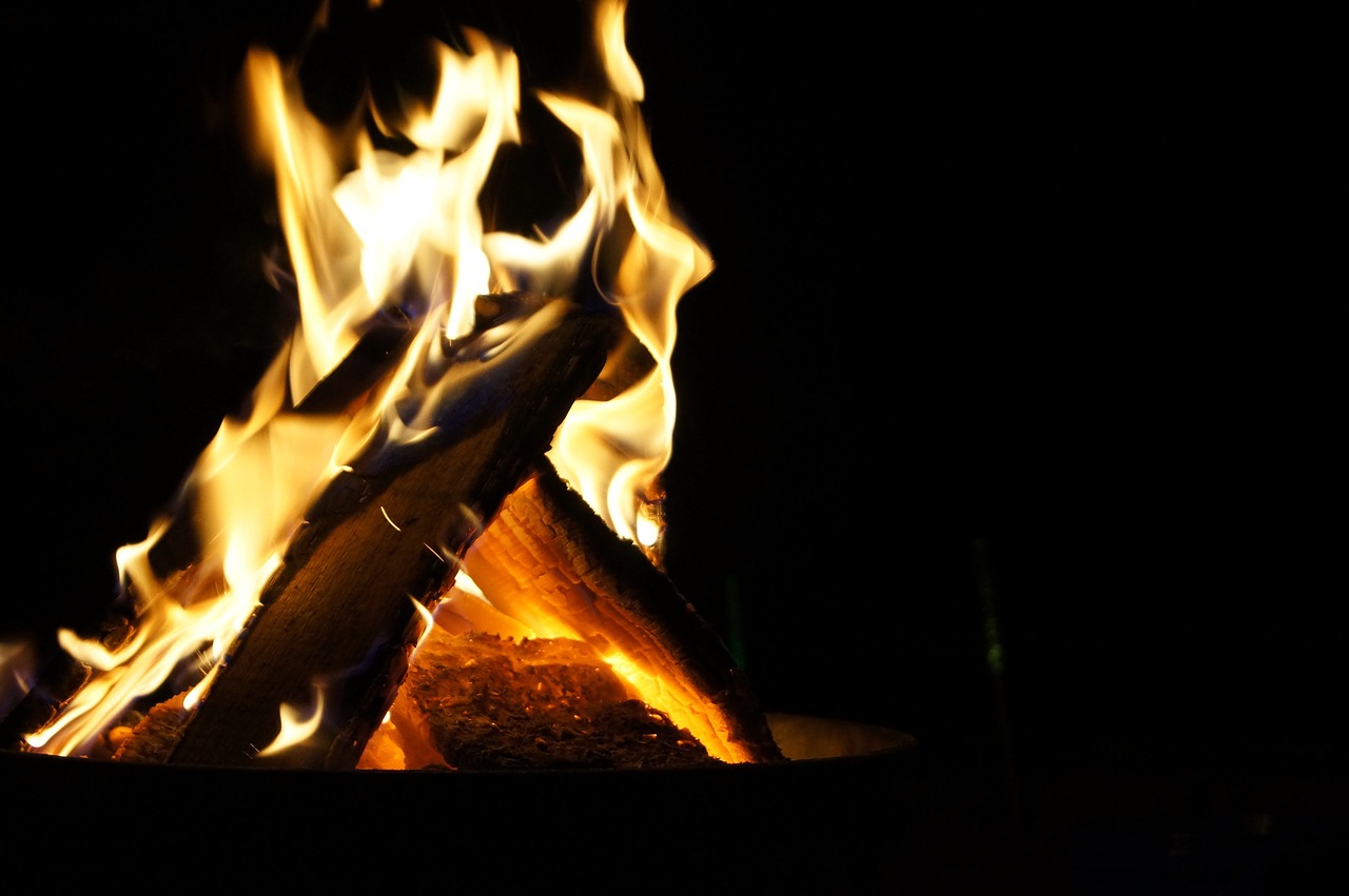 夢(mèng)中的火焰，一次情緒的覺(jué)醒