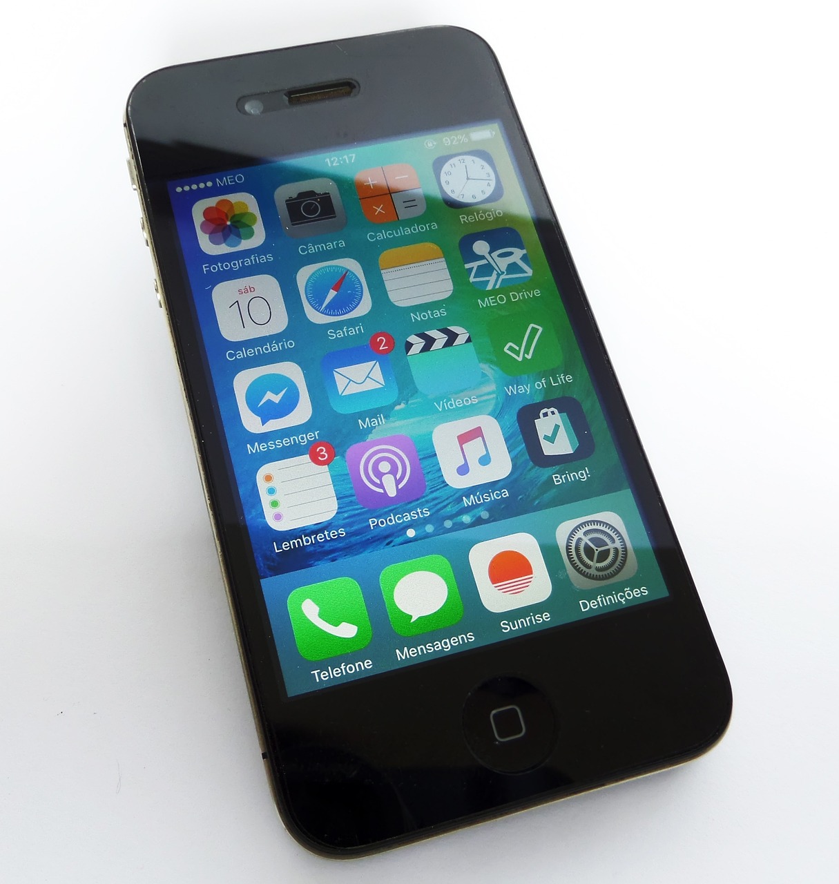 一文看懂|蘋果發(fā)布帶人工智能功能的iPhone 16、新款智能手表及耳機(jī)