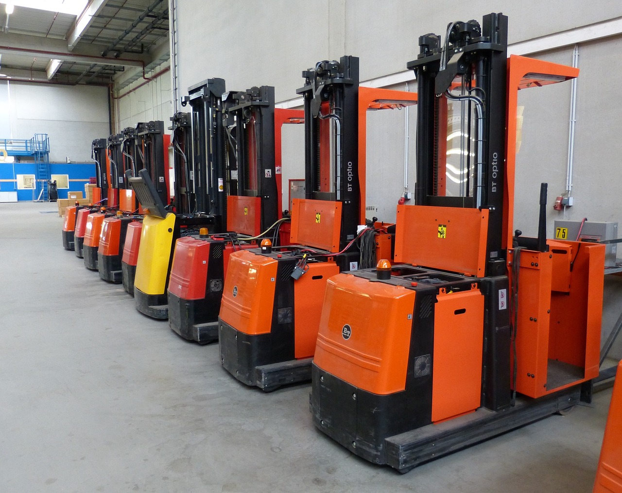 免費(fèi)游戲叉車，體驗(yàn)一款便捷、刺激的物流運(yùn)輸工具