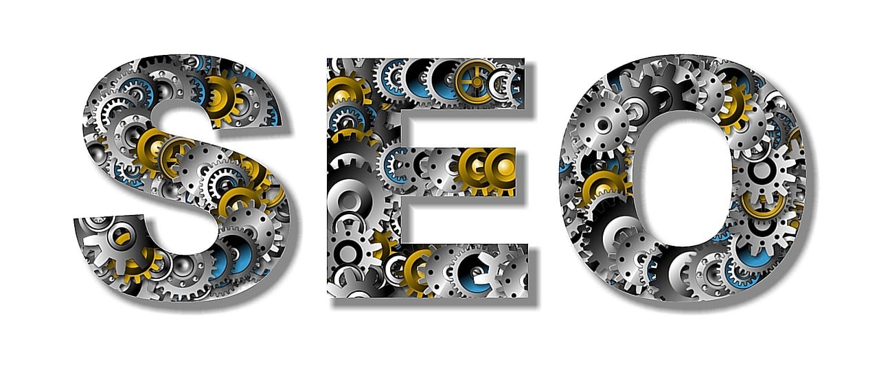 在網(wǎng)頁設(shè)計中，搜索引擎優(yōu)化（SEO）是非常重要的一步。SEO不僅是提高網(wǎng)站在搜索結(jié)果中的排名和曝光度，而且能夠幫助提升網(wǎng)站的訪問量、轉(zhuǎn)化率和用戶留存率。SEO顧問在這個過程中起到了關(guān)鍵的作用。