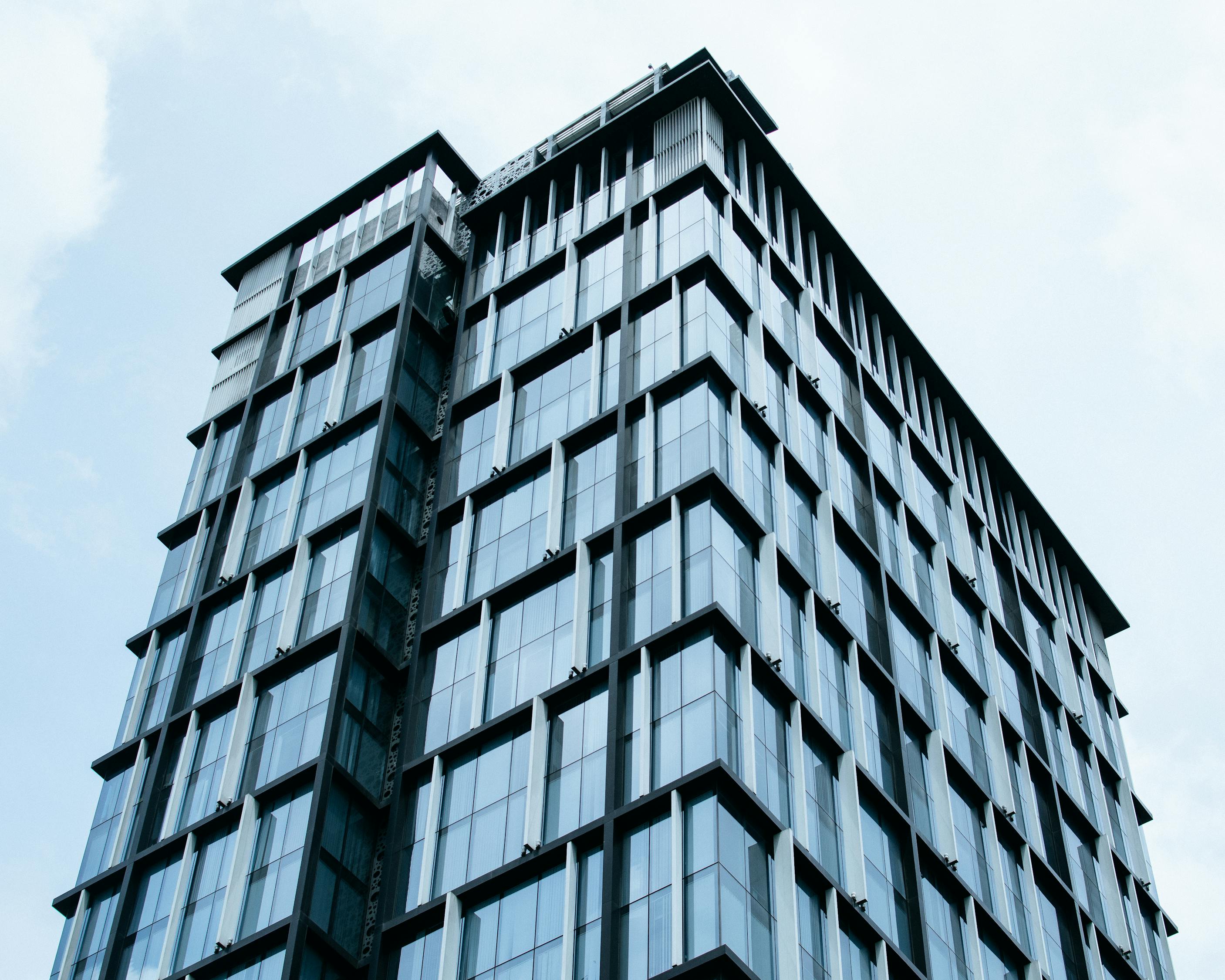 上海違章搭建舉報(bào)網(wǎng)站，如何有效維護(hù)城市風(fēng)貌？