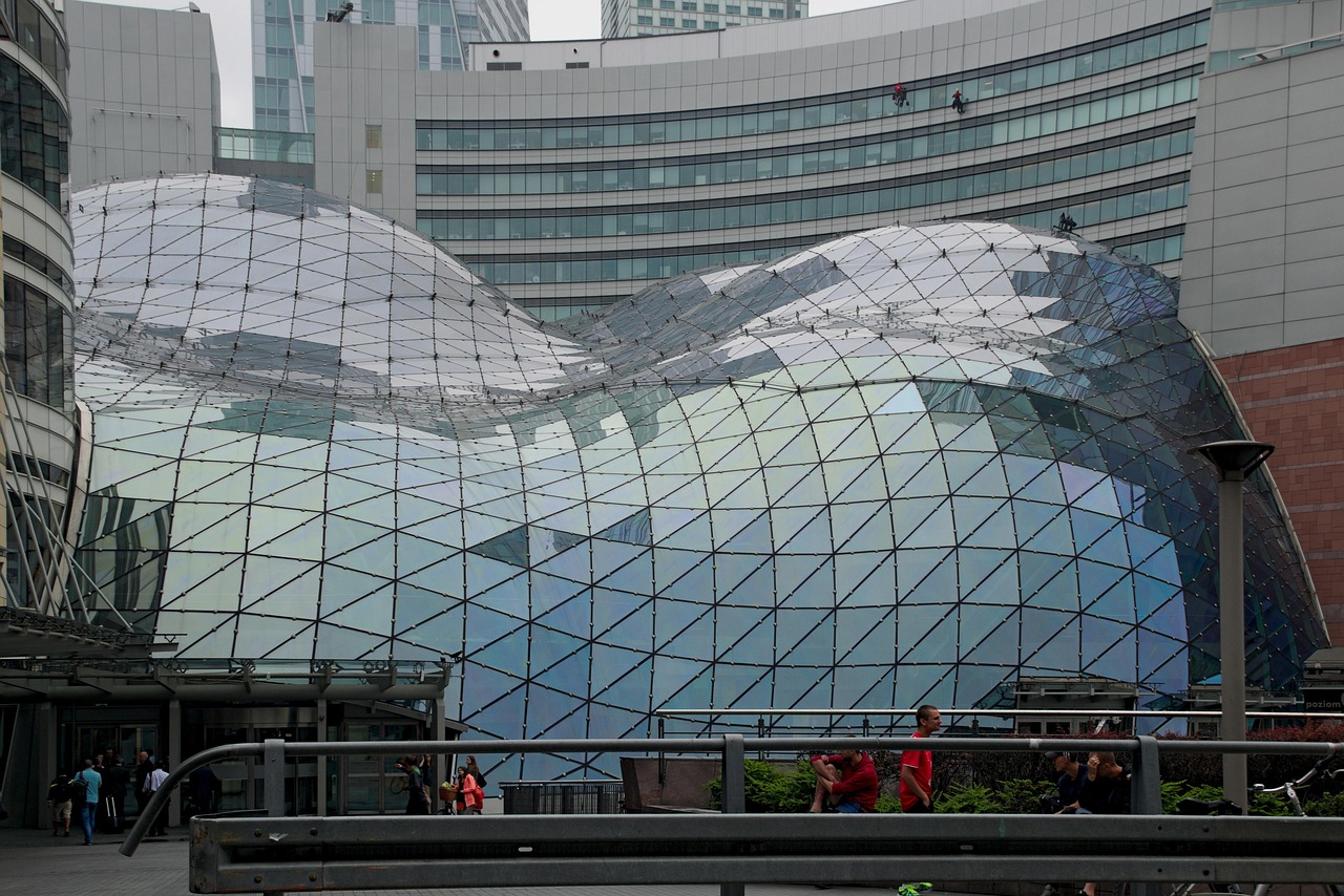 北京，作為中國的首都和國際大都市，擁有一流的科技、文化和教育等資源。在搜索引擎優(yōu)化（SEO）領(lǐng)域中，百度等搜索引擎會根據(jù)其網(wǎng)頁的相關(guān)性和重要性來計算網(wǎng)頁的權(quán)重。那么，百度網(wǎng)站權(quán)重如何計算呢？