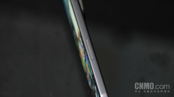 出片還不就是小事！OPPO Find X8系列抬手就出片