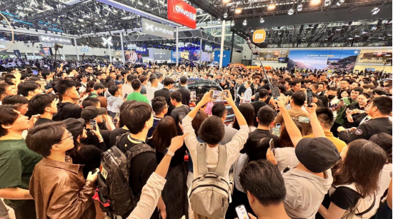 直擊廣州車展：雷軍的車“很亮眼”，但余承東的車“更神秘” | 次世代車研所
