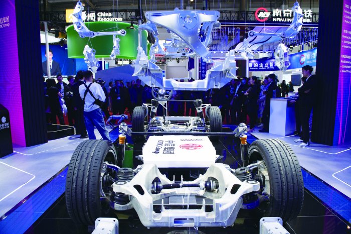 智能化、品牌化、低碳化 汽車業(yè)以“鏈”為媒謀轉(zhuǎn)型