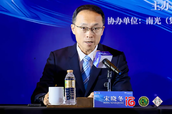 首屆白酒國際調(diào)酒大賽成功舉辦，開啟酒文化融合新紀(jì)元