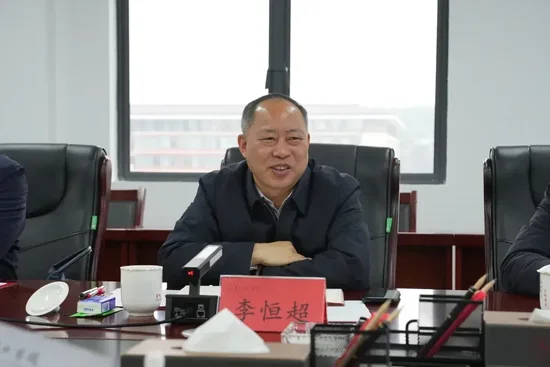 攜手打造政校企科技創(chuàng)新平臺(tái)！貴州理工學(xué)院與六盤(pán)水市政府簽署合作協(xié)議