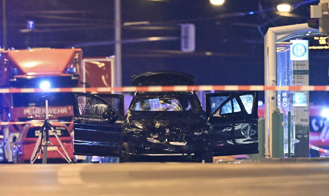 德國(guó)汽車沖撞人群事件已致數(shù)十人死傷，美官員：白宮正密切關(guān)注
