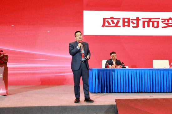 張德芹在茅臺葡萄酒公司2025年度市場工作會上強(qiáng)調(diào)：豐富茅臺產(chǎn)品線、拱衛(wèi)茅臺品牌、傳播茅臺文化