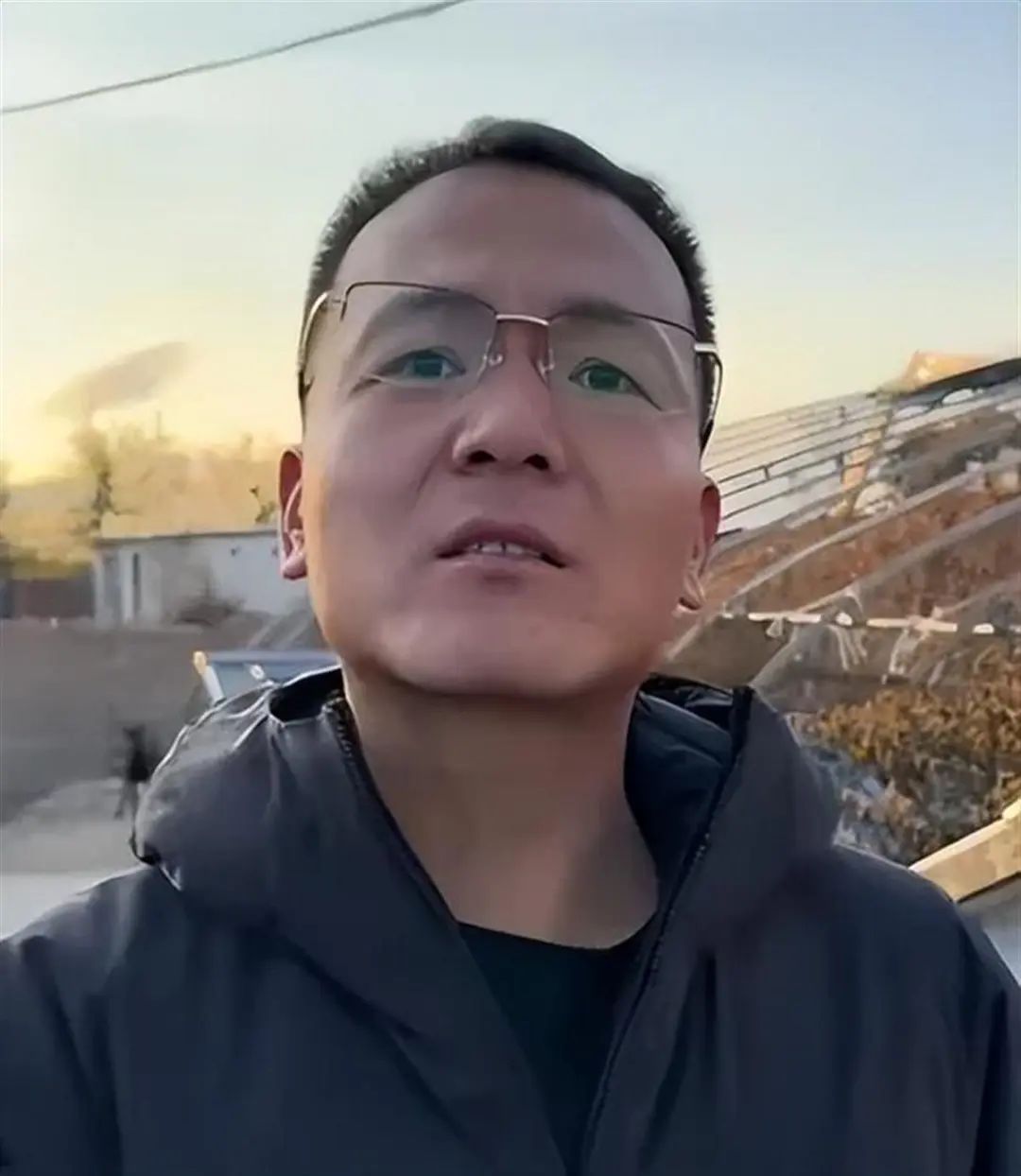 千萬粉絲網(wǎng)紅潘宏賬號內(nèi)容清空！下架所有視頻