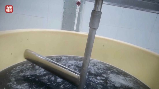 3·15晚會(huì)丨“保水蝦仁”，浮出水面！1斤蝦仁7兩冰……